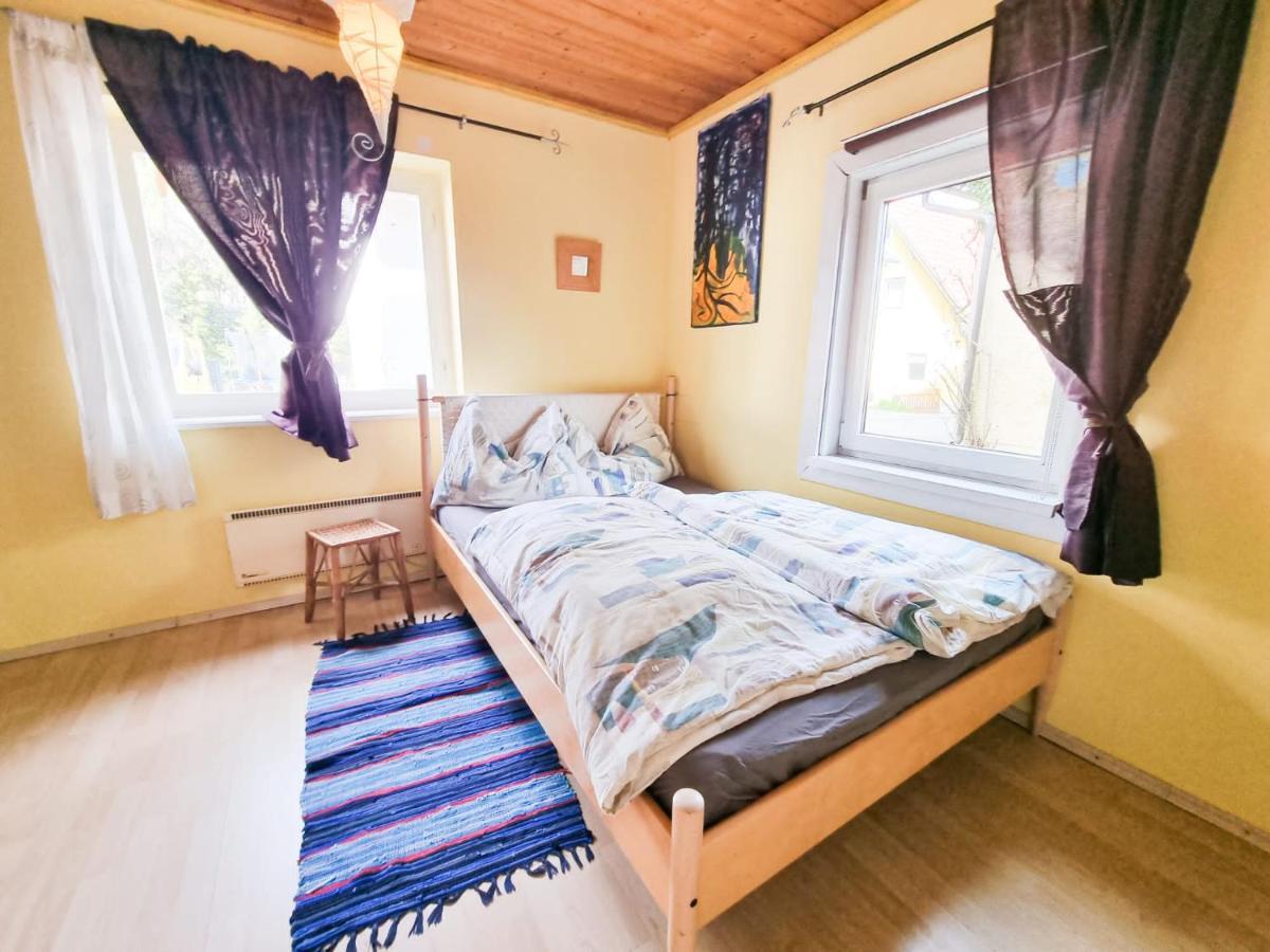 Ruhige Wohnung Mit Schoenem Eigengarten In Seeboden Am Millstaettersee エクステリア 写真